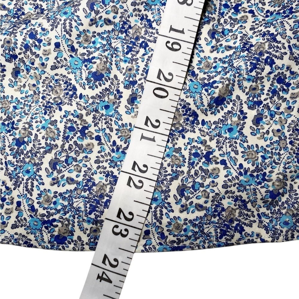 Lands’ End Blue and White Paisley Long Sleeve Button Down Shirt - Picture 12 of 14